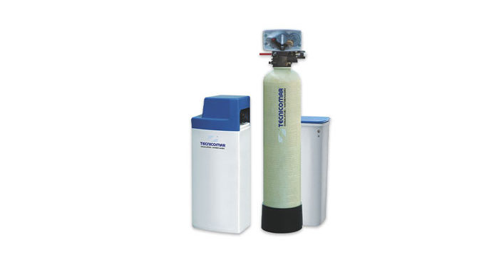 AUTOMATIC WATER SOFTENERS WITH CHLORINE GENERATOR